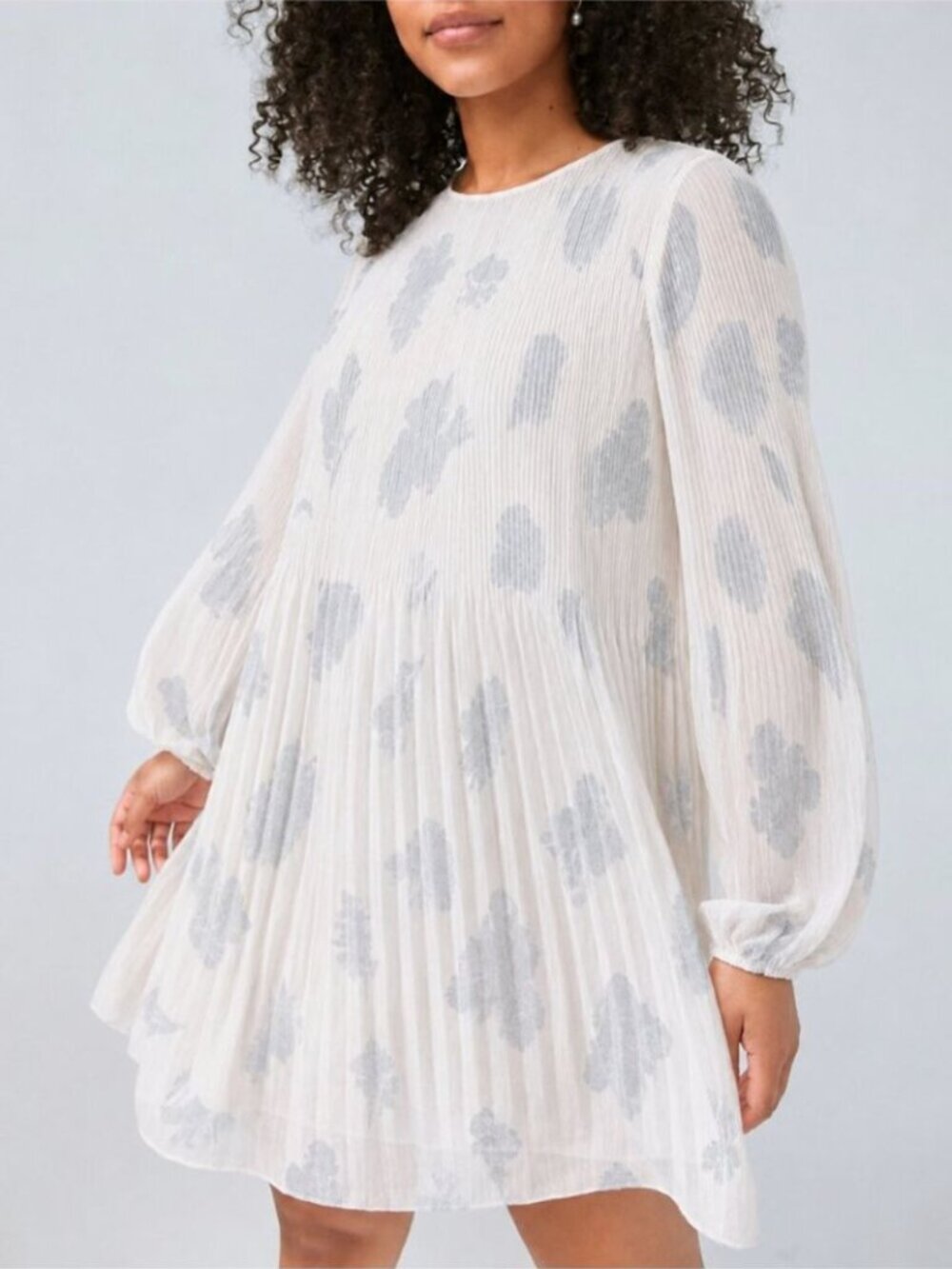 Aritzia Wilfred Mini Daydreamer Chiffon Dress Pink Silver Floral Small